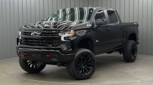 Lifted 2026 Chevrolet Silverado 1500 LT Trail Boss Short Bed w/ Convenience 2 & Sunroof