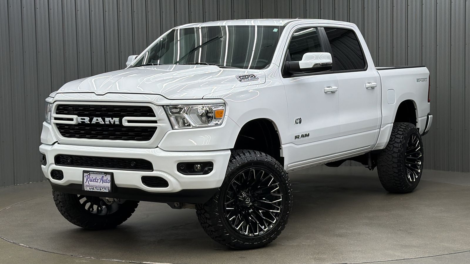 Lifted 2023 Ram 1500 Big Horn/Lone Star Sport Package Short Bed w/ Level 2