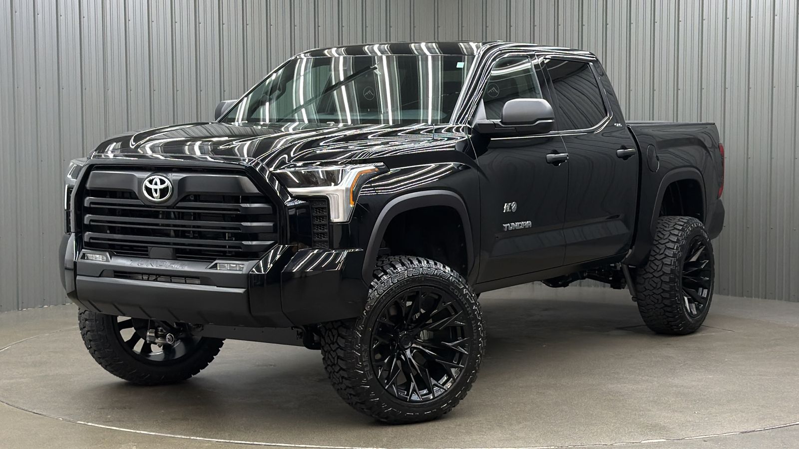 2026 Toyota Tundra SR5 4WD CrewMax 5.5' Bed's photo