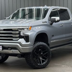 Lifted 2024 Chevrolet Silverado 1500 High Country Z71 Short Bed w/ Tech & Sunroof