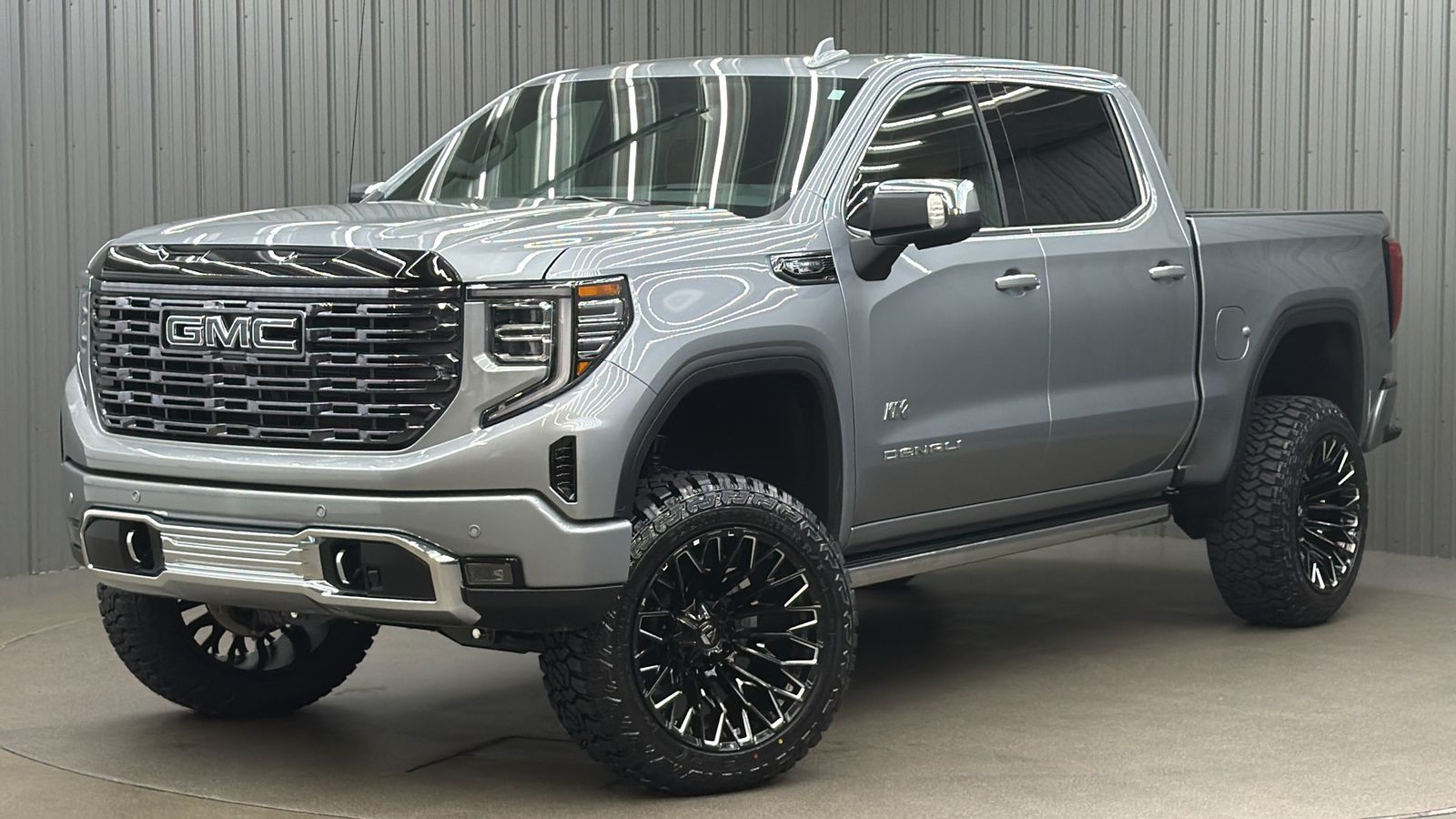 2026 GMC Sierra Denali Ultimate 4WD Crew Cab Short Box's photo