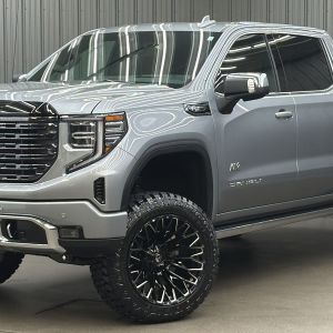 Lifted 2026 GMC Sierra 1500 Denali Ultimate Short Bed w/ Sunroof