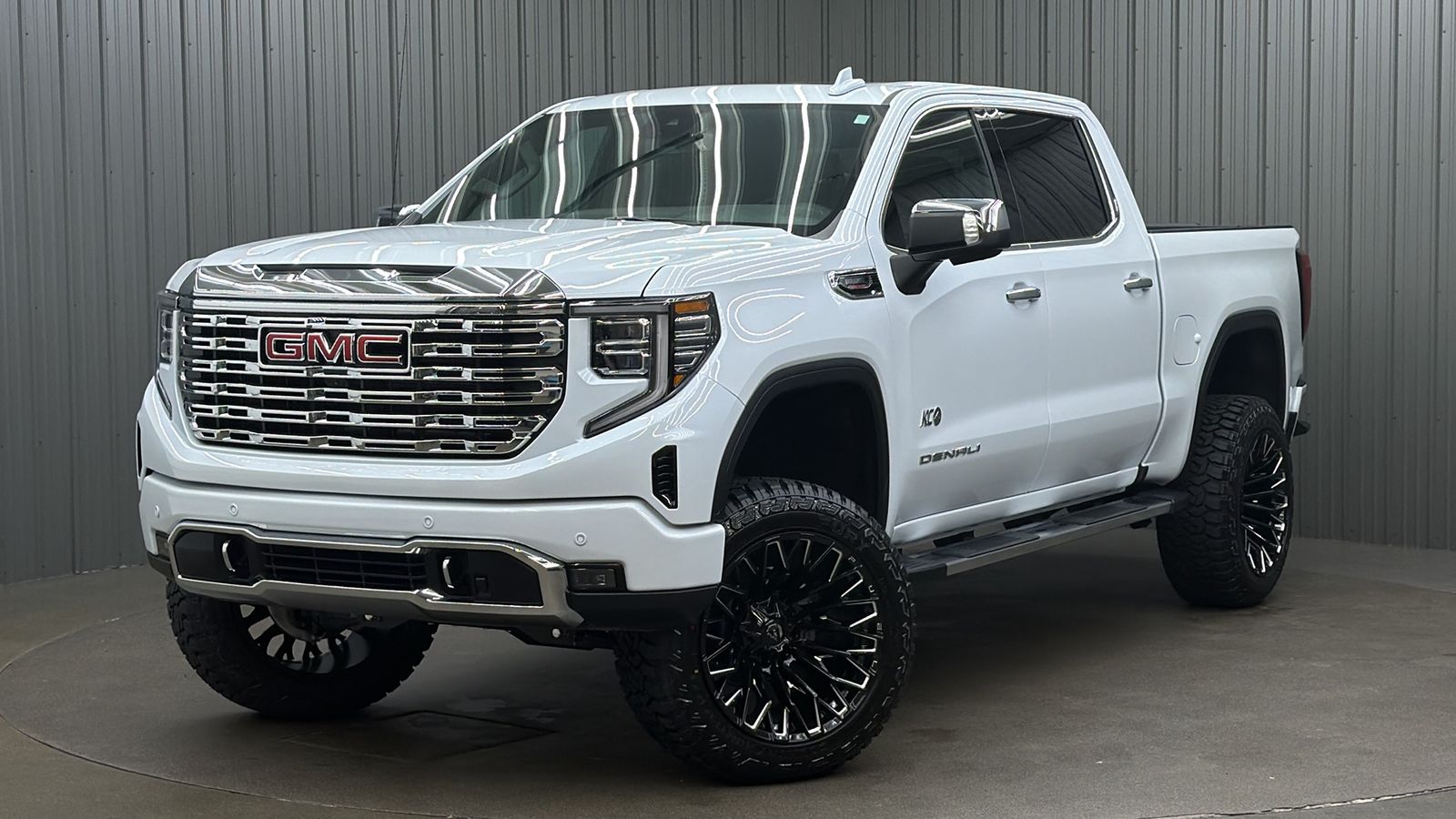 2026 GMC Sierra 4WD Crew Cab Short Box Denali's photo