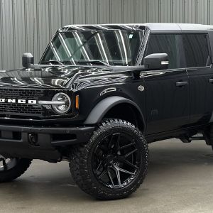 Lifted 2024 Ford Bronco Wildtrak w/ 354A Lux Pkg, Sasquatch & Hard Top