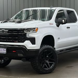Lifted 2026 Chevrolet Silverado 1500 LT Trail Boss Short Bed w/ Safety, Convenience 2 & Sunroof