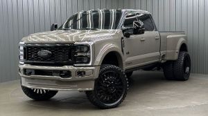 Lifted 2026 Ford F-450SD Platinum PLUS Long Bed w/ COLORMATCH, 773A & Moonroof
