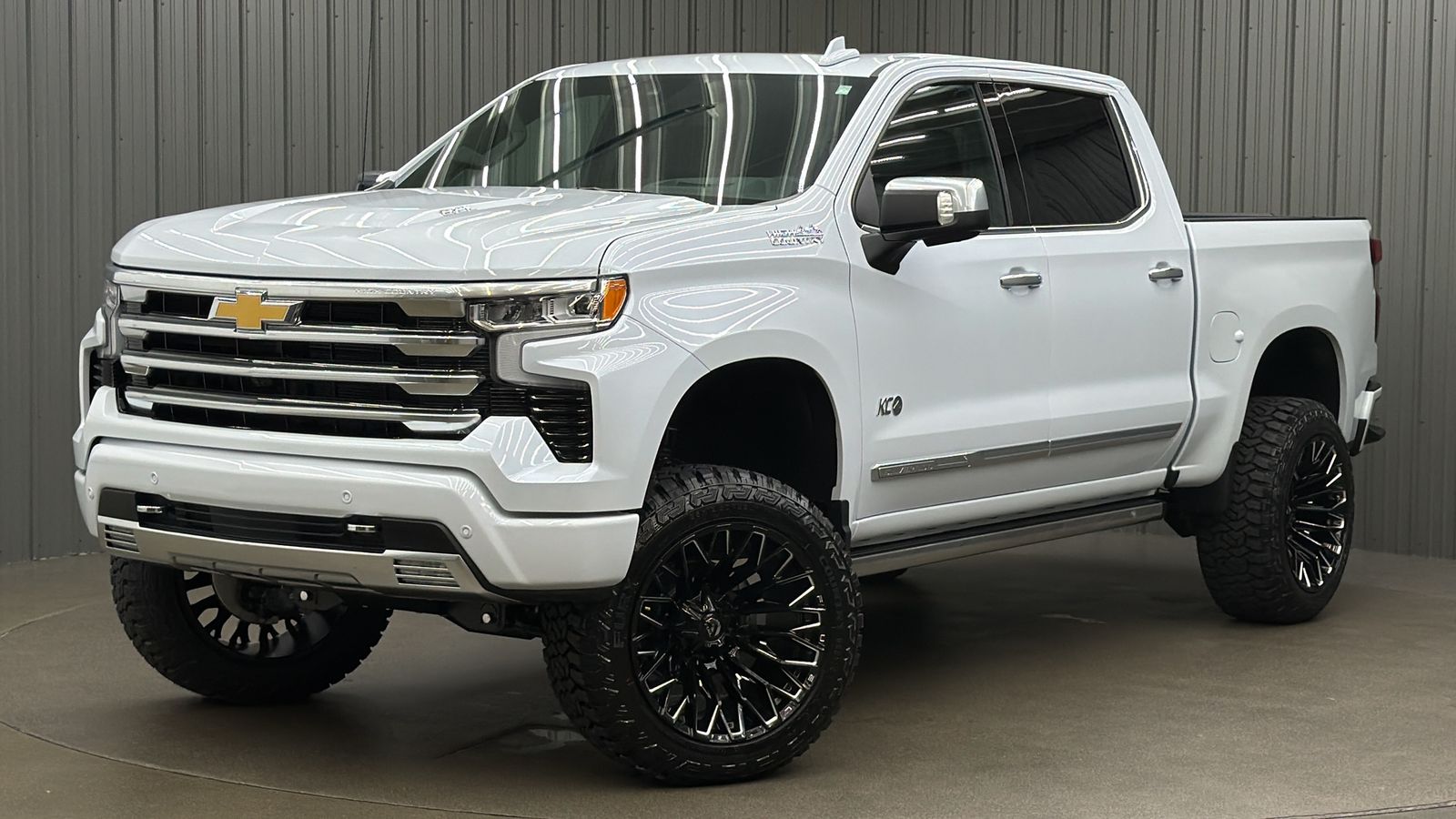 Lifted 2026 Chevrolet Silverado 1500 High Country Premium Short Bed w/ Power Steps & Sunroof
