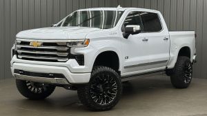Lifted 2026 Chevrolet Silverado 1500 High Country Premium Short Bed w/ Power Steps & Sunroof