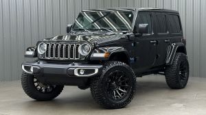 Lifted 2025 Jeep Wrangler Sahara 4xe w/ Active Safety & Sky Top