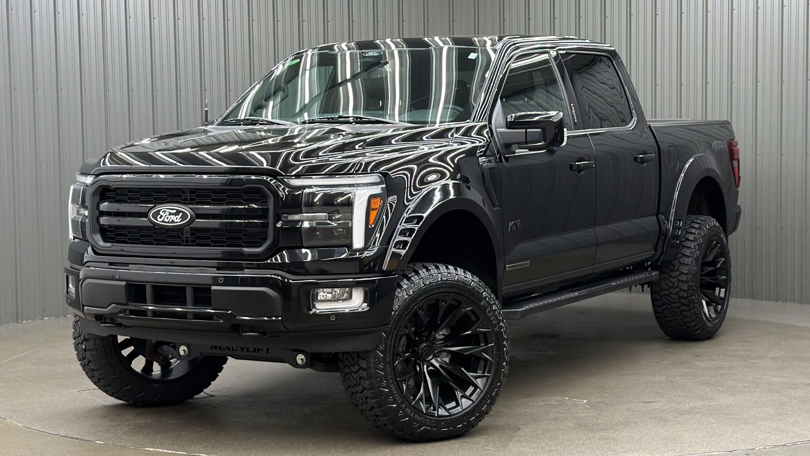 2024 Ford F-150 Lariat 4x4 SuperCrew 145 in's photo
