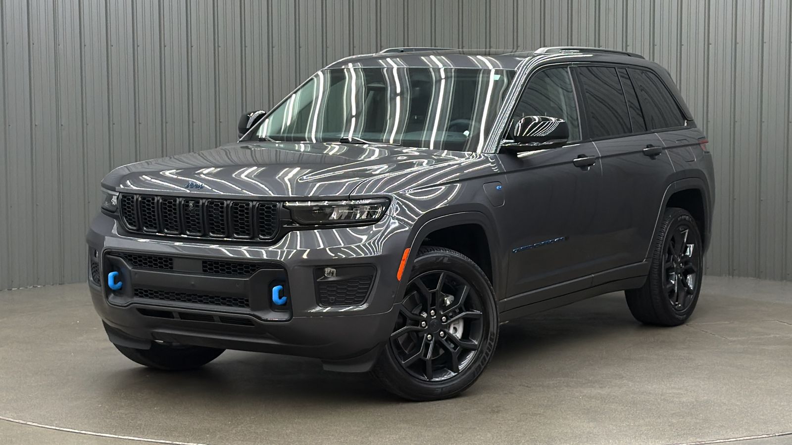 2024 Jeep Grand Cherokee Anniversary Edition 4xe w/ Sunroof