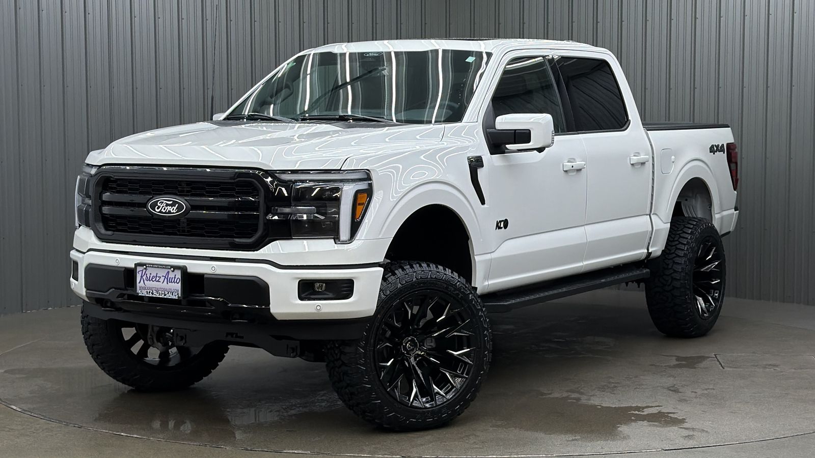 2026 Ford F-150 Lariat 4x4 SuperCrew 145 in's photo