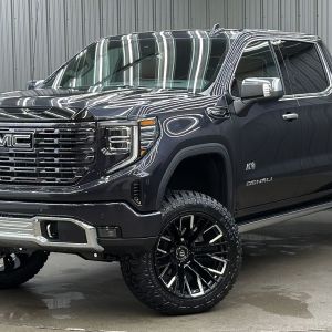 Lifted 2025 GMC Sierra 1500 Denali Ultimate Short Bed w/ Sunroof