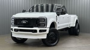 Lifted 2026 Ford F-450SD Platinum FX4 Long Bed w/ COLORMATCH, 773A & Moonroof