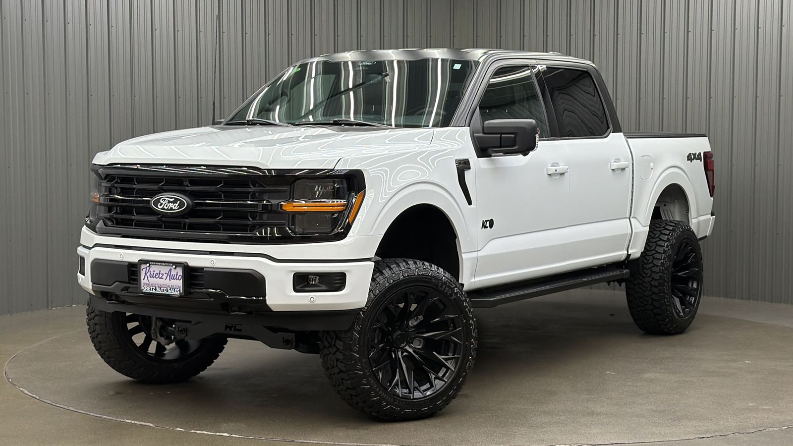 2025 Ford F-150 XLT 4x4 SuperCrew 145 in's photo