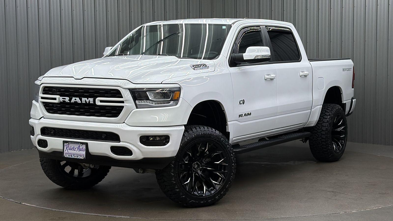 Lifted 2022 Ram 1500 Big Horn/Lone Star Sport Package Short Bed w/ Level 2