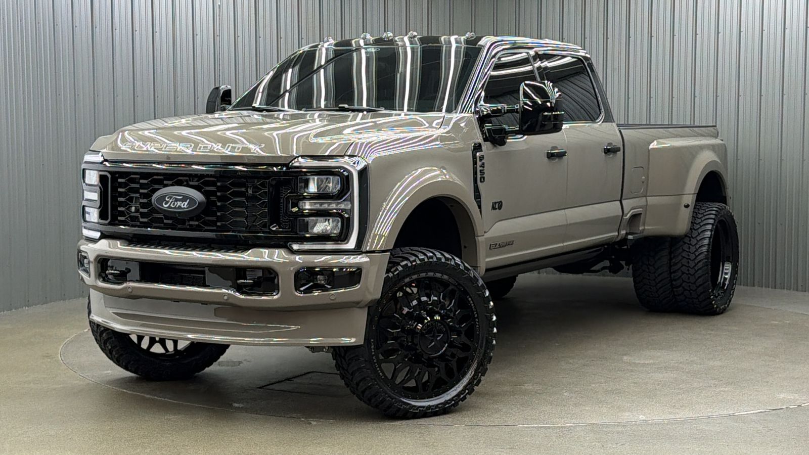 Lifted 2026 Ford F-450SD King Ranch FX4 Long Bed w/ COLORMATCH, 770A & Moonroof