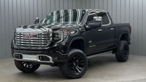 Lifted 2024 GMC Sierra 1500 Denali Reserve Short Bed w/ Tech & Sunroof