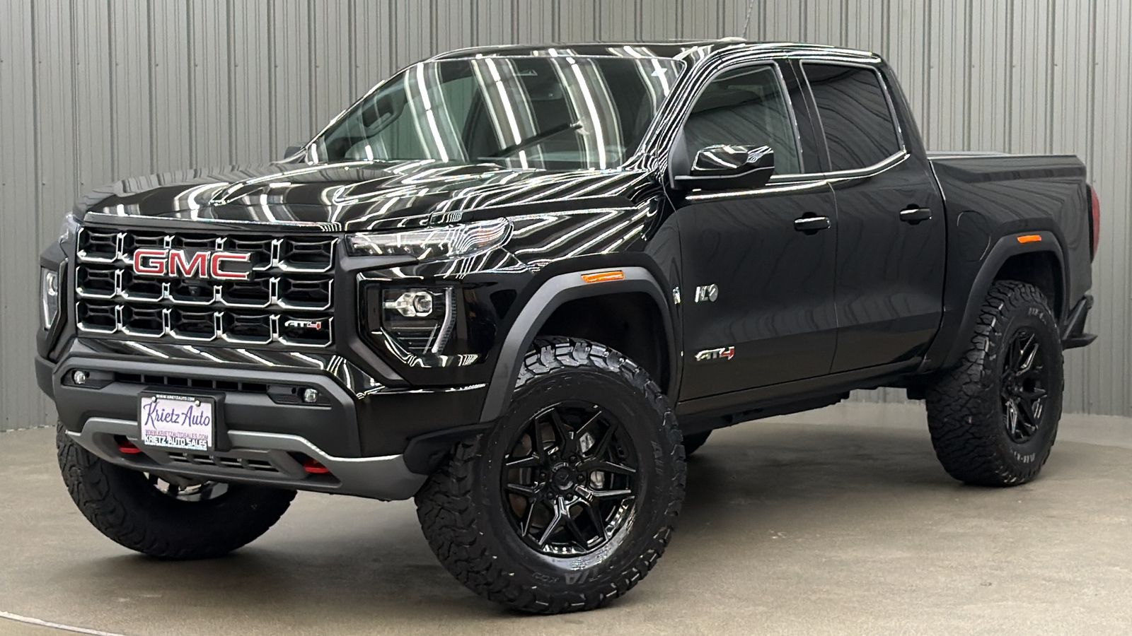 2026 GMC Canyon AT4 4WD Crew Cab Short Box's photo