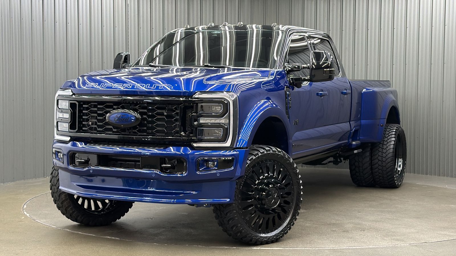 Lifted 2026 Ford F-450SD Platinum PLUS Long Bed w/ COLORMATCH, 773A & Moonroof