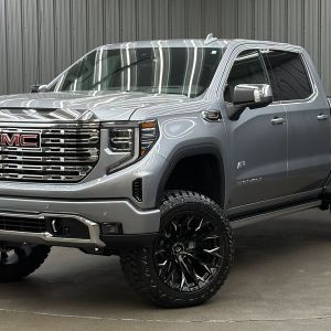 Lifted 2026 GMC Sierra 1500 Denali Reserve Short Bed w/ Tech & Sunroof