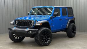 Lifted 2024 Jeep Wrangler Willys 4xe w/ Convenience & Hard Top