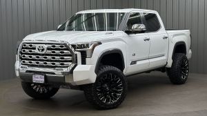 Lifted 2025 Toyota Tundra Hybrid 1794 Edition Short Bed w/ Power  Steps & Sunroof