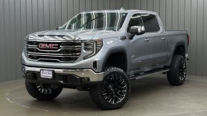 Lifted 2026 GMC Sierra 1500 SLT Premium Plus Short Bed w/ Convenience Pkg