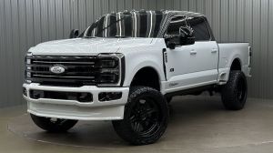 Lifted 2026 Ford F-250SD Platinum Short Bed FX4 w/ 703A, COLORMATCH & Moonroof