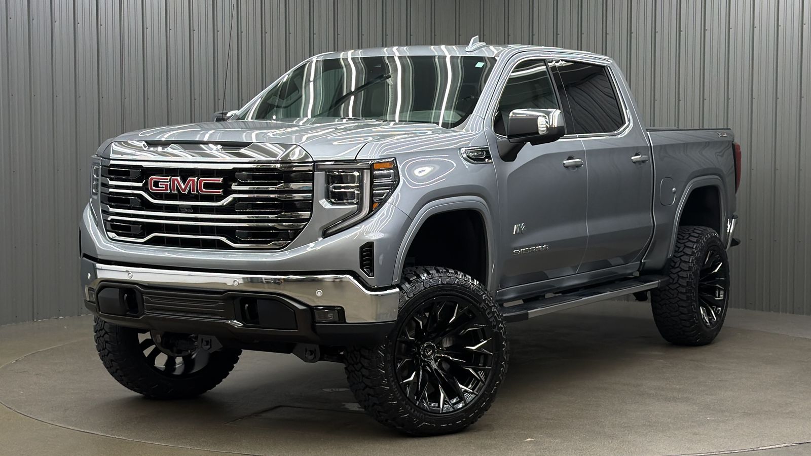 Lifted 2024 GMC Sierra 1500 SLT Premium Plus X31 Short Bed w/ Sunroof