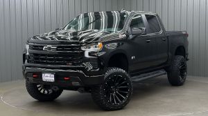 Lifted 2026 Chevrolet Silverado 1500 LT Trail Boss Short Bed w/ Convenience 2