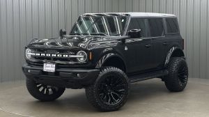 Lifted 2025 Ford Bronco Outer Banks w/ 312A & Hardtop