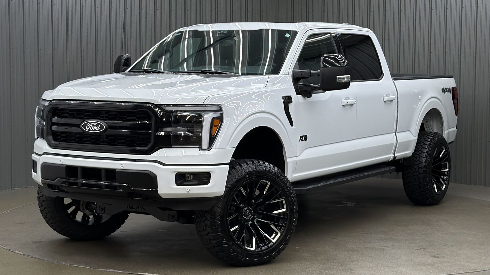 Lifted 2026 Ford F-150 Lariat Black Appearance Pkg Long Bed w/ 501A & Moonroof