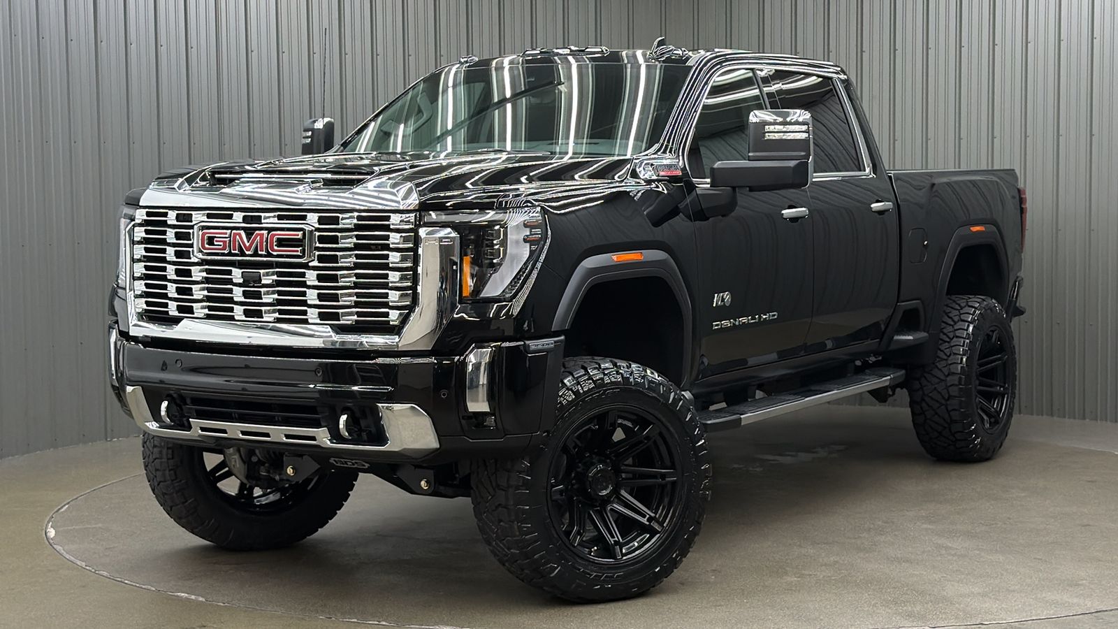 2026 GMC Sierra Denali 4WD Crew Cab Standard Box SRW's photo
