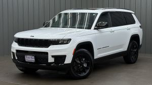 2025 Jeep Grand Cherokee L Altitude X w/ Sunroof