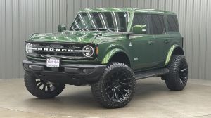 Lifted 2025 Ford Bronco Outer Banks w/ 314A Lux Pkg & Hard Top