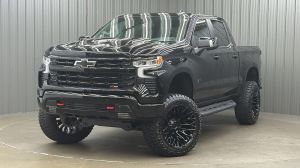 Lifted 2026 Chevrolet Silverado 1500 LT Trail Boss Premium Short Bed w/ Dark Essentials