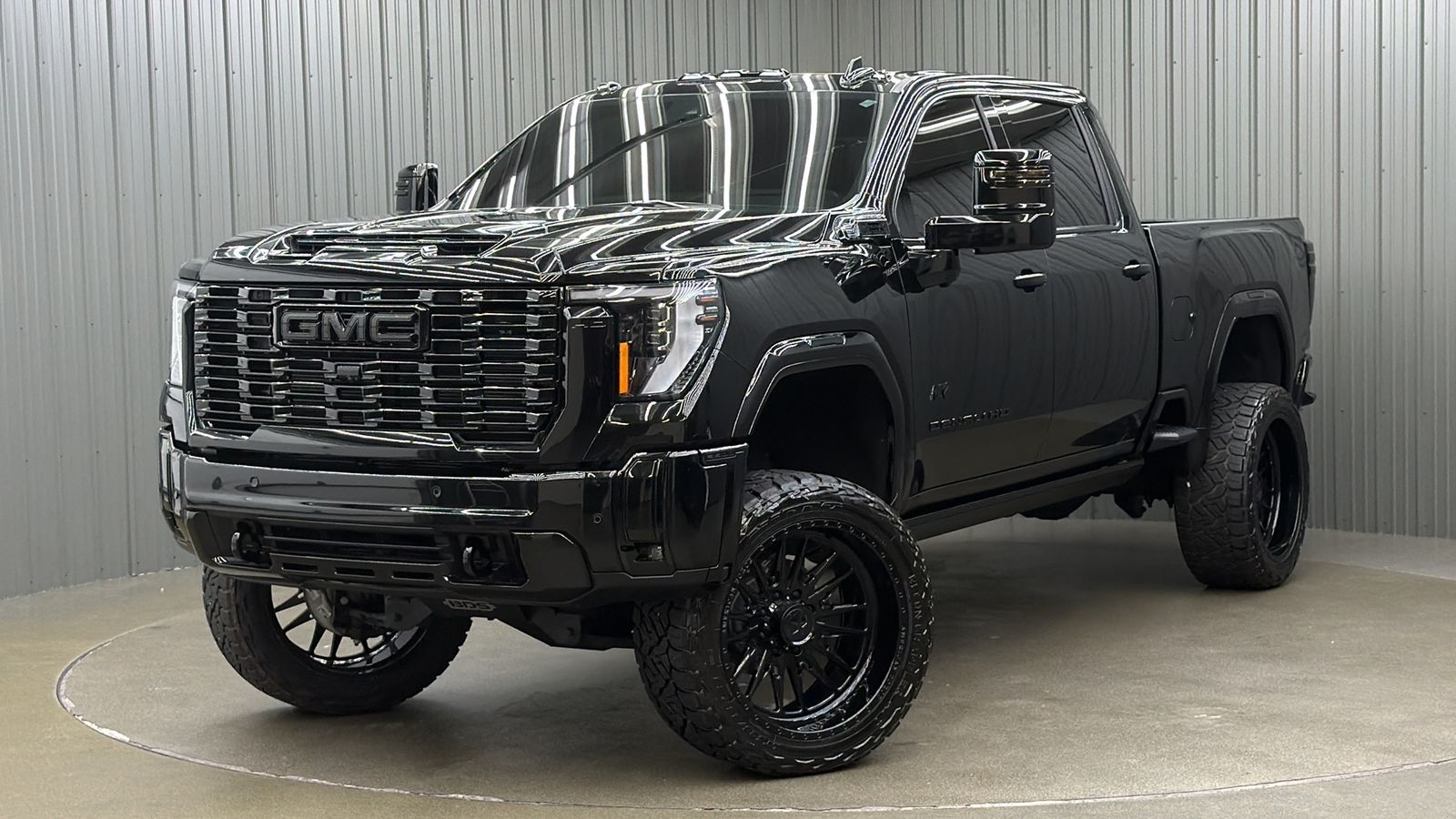 Lifted 2026 GMC Sierra 3500HD Denali Ultimate Short Bed w/ Tech & Sunroof
