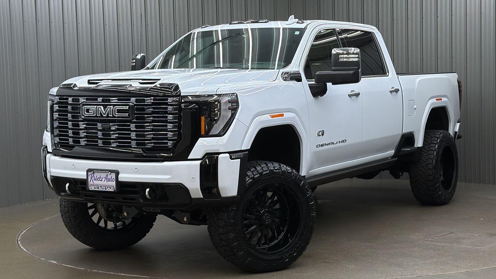 Lifted 2026 GMC Sierra 3500HD Denali Ultimate Short Bed w/ Tech & Sunroof