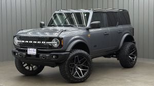 Lifted 2025 Ford Bronco Badlands w/ 332A & Hardtop