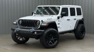 Lifted 2024 Jeep Wrangler Willys 4xe w/ Convenience Goup, Tech, Safety & Sky Top