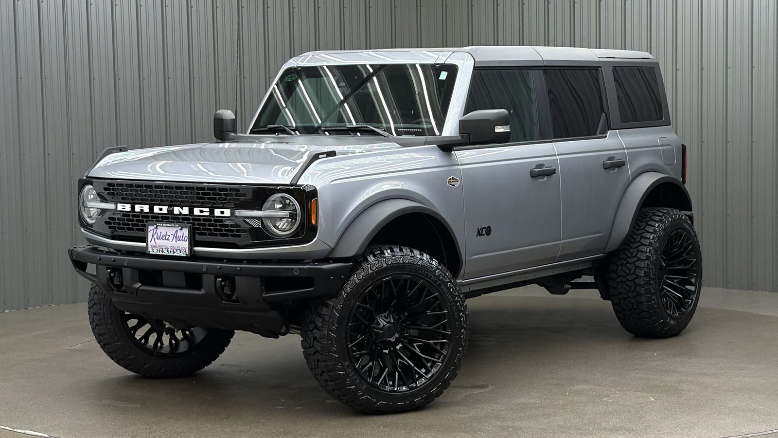 Lifted 2023 Ford Bronco Wildtrak w/ 353A & Hard Top