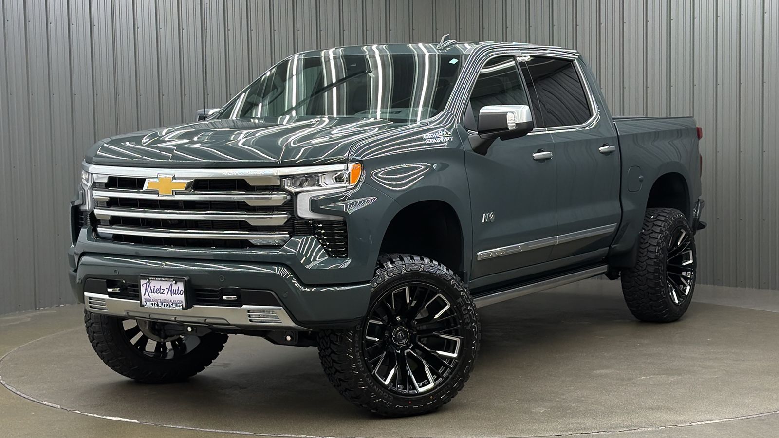 Lifted 2026 Chevrolet Silverado 1500 High Country Premium Pkg Short Bed w/ Tech, Power Steps & Sunro