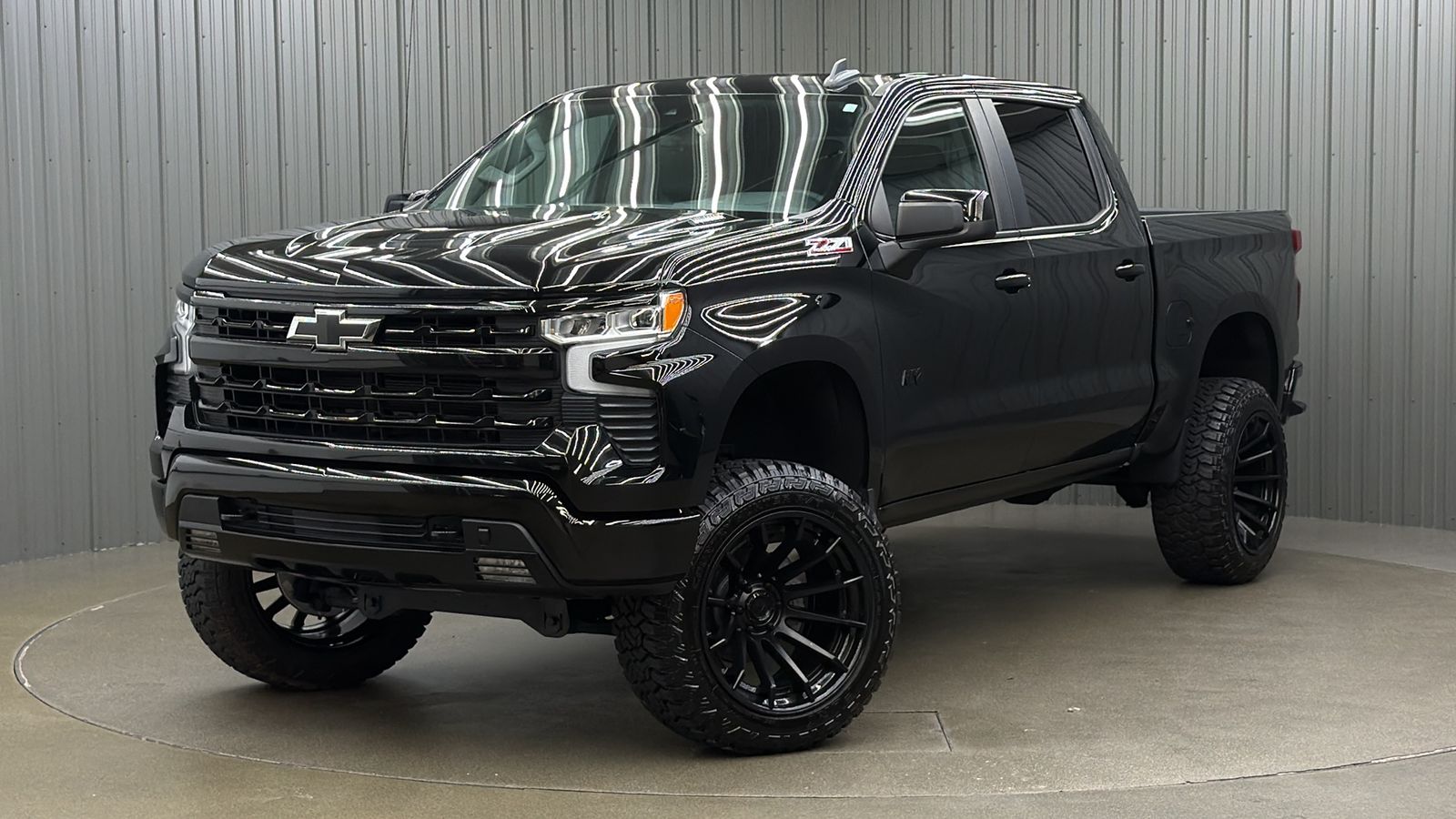 Lifted 2025 Chevrolet Silverado 1500 RST Z71 Short Bed w/ Convenience 2