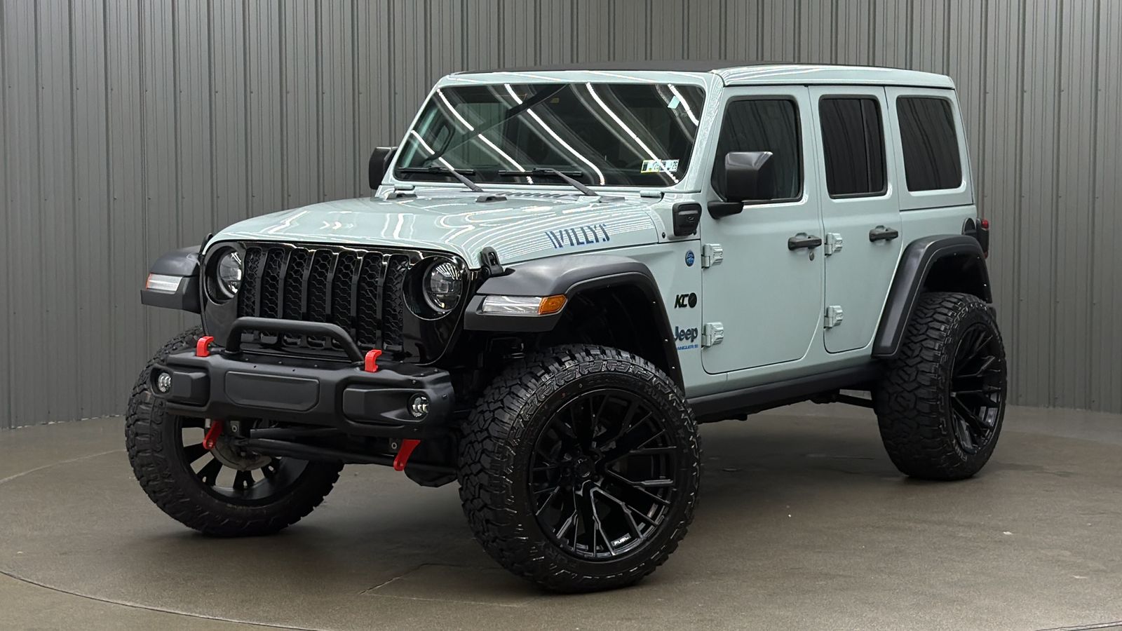 Lifted 2024 Jeep Wrangler Willys 4xe w/ Convenience, Safety, Tech & Sky Top