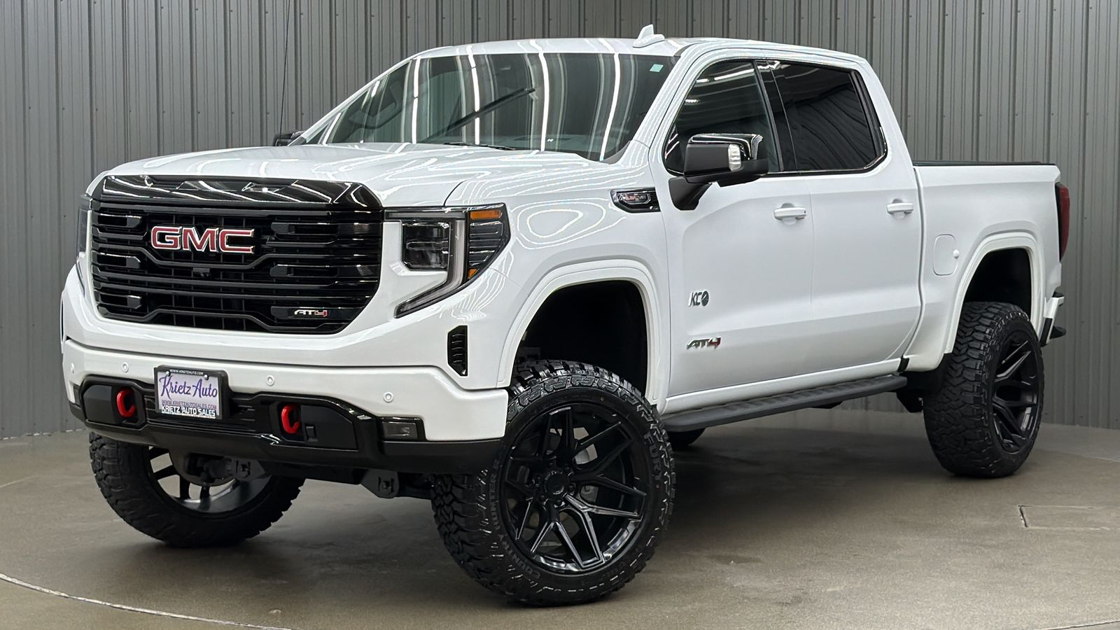 Lifted 2024 GMC Sierra 1500 AT4 Premium Short Bed w/ Tech & Sunroof