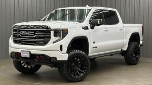 Lifted 2026 GMC Sierra 1500 AT4 Premium Pkg Short Bed w/ Tech & Sunroof