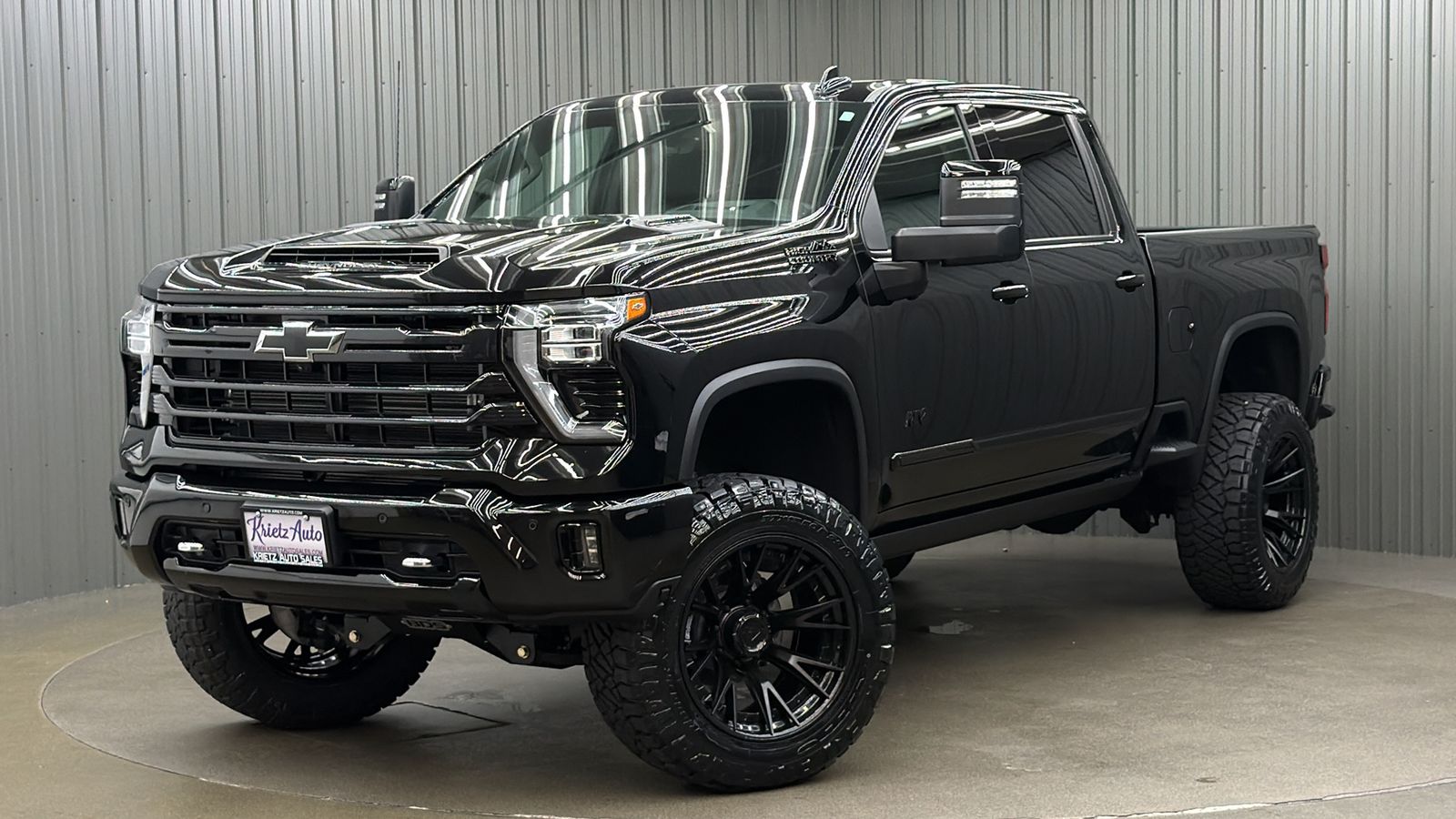 Lifted 2025 Chevrolet Silverado 2500HD High Country Z71 Short Bed w/ Tech & Sunroof