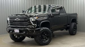 Lifted 2025 Chevrolet Silverado 2500HD High Country Z71 Short Bed w/ Tech & Sunroof