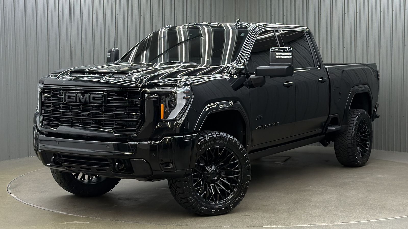 Lifted 2026 GMC Sierra 2500HD AT4X Short Bed w/ COLORMATCH & Sunroof